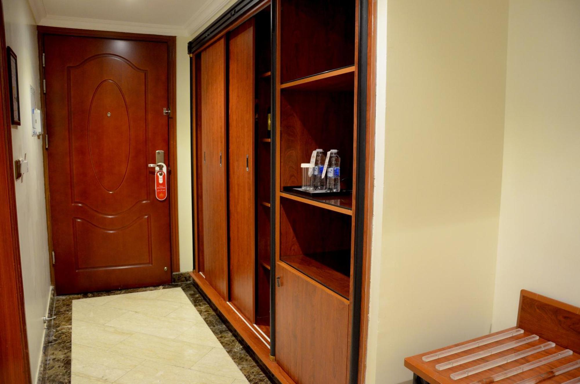 Crown Tower Hotel Al Al Jubail Exterior foto